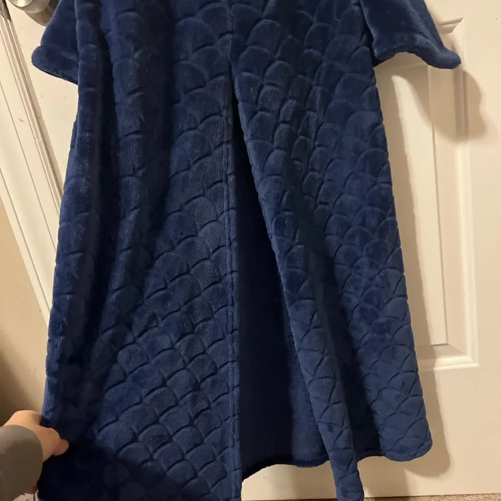 Shark tale blanket